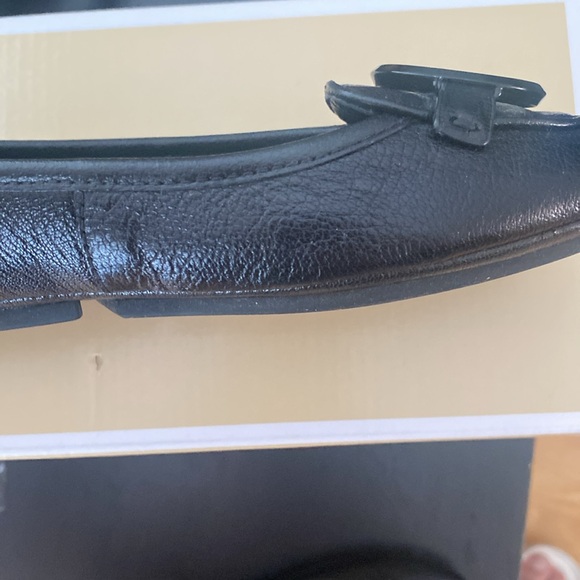 Black Leather Michael Kors ballerina flats size 5 - Picture 2 of 3